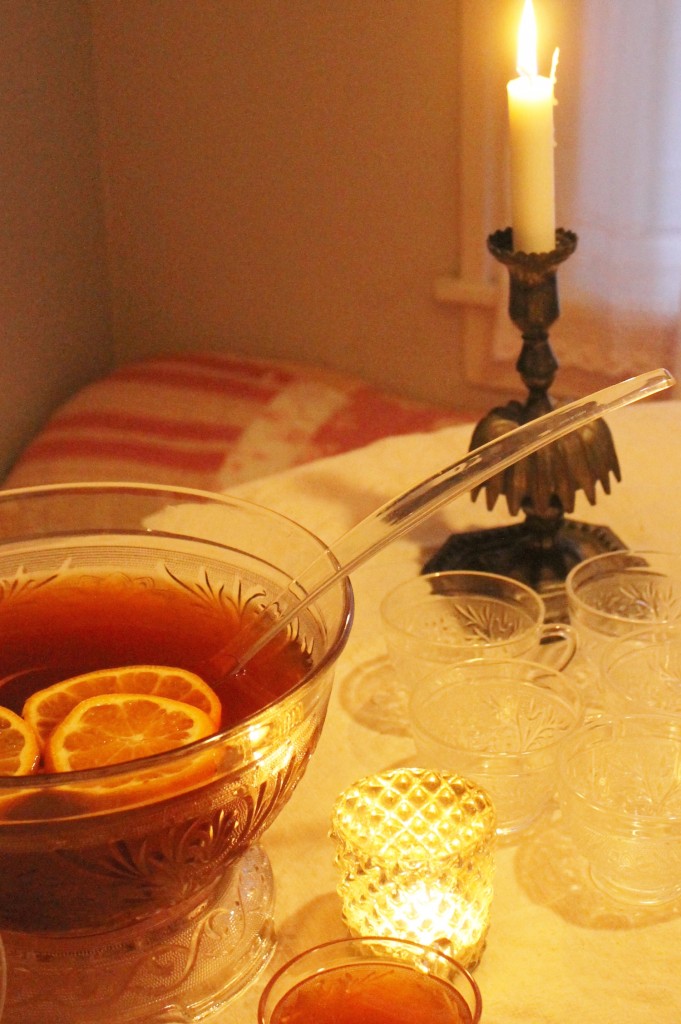 A simple holiday punch as a sweet accompaniment to home made toll house cookies.