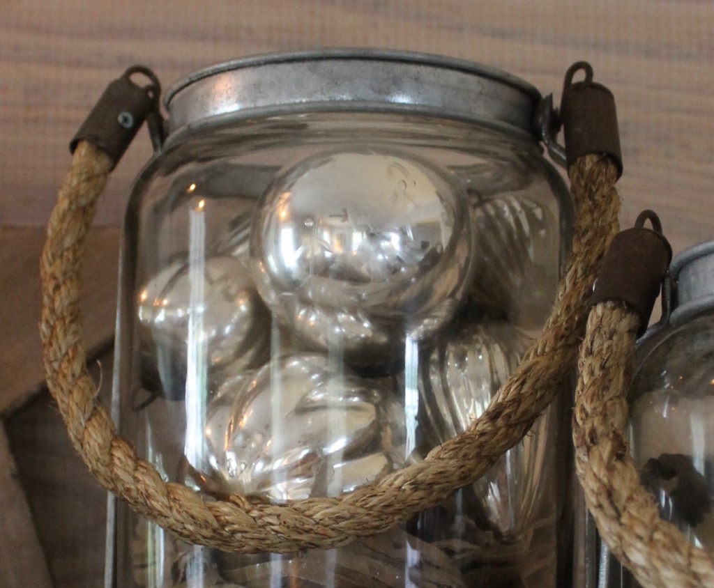 Vessels with maritime rope with mercury glass globes